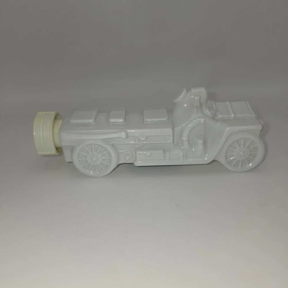 Avon bottles carWhite 1908 Thomas Flyer EMPTY BOTTLE